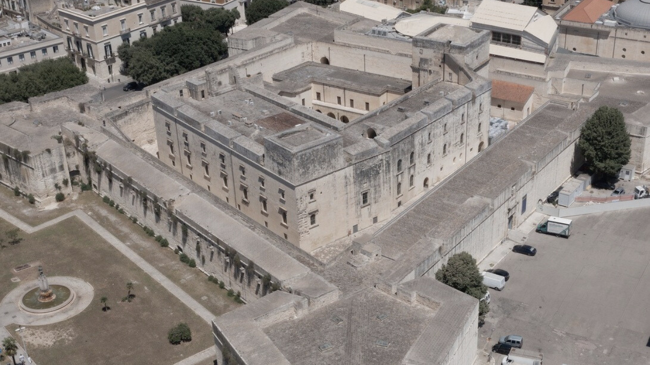 Avviso pubblico per la valorizzazione del Castello Carlo V di Lecce